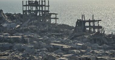 Gaza's biggest city in chaos ahead of imminent Israeli assault