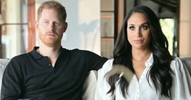 Harry and Meghan 'line up Princess Diana doc' in new Netflix deal