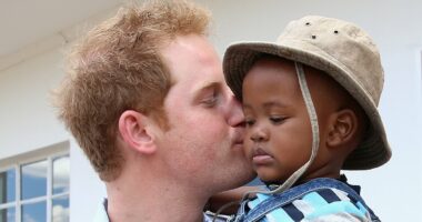 Harry launches new African children's charity after bullying row