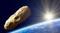Harvard professor claims 'comet' heading to us is alien 'mothership'