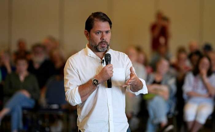 Hundreds cheer Arizona Sen. Ruben Gallego as Democrats take offensive against Trump's tax bill