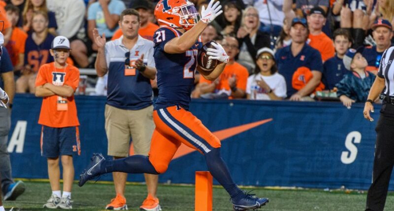 Illini take care of business in season opener, cruise past Western Illinois
