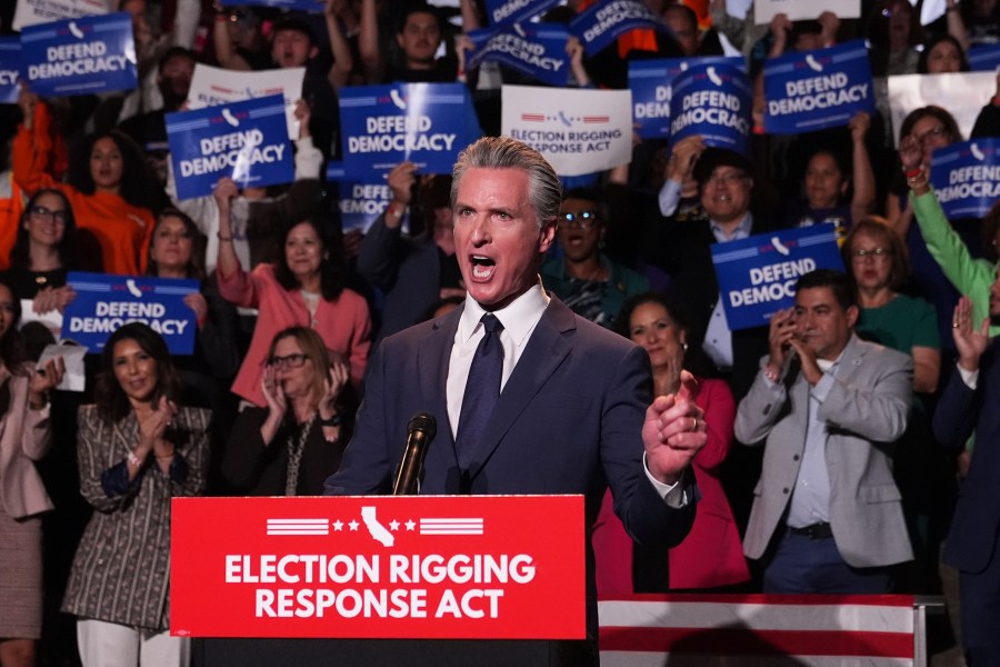 In Trump's Redistricting Effort, Democrats Embrace an Aggressive Identity with Progressive Support - Internewscast Journal