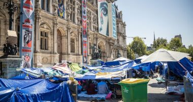 Inside Paris's latest migrant camp