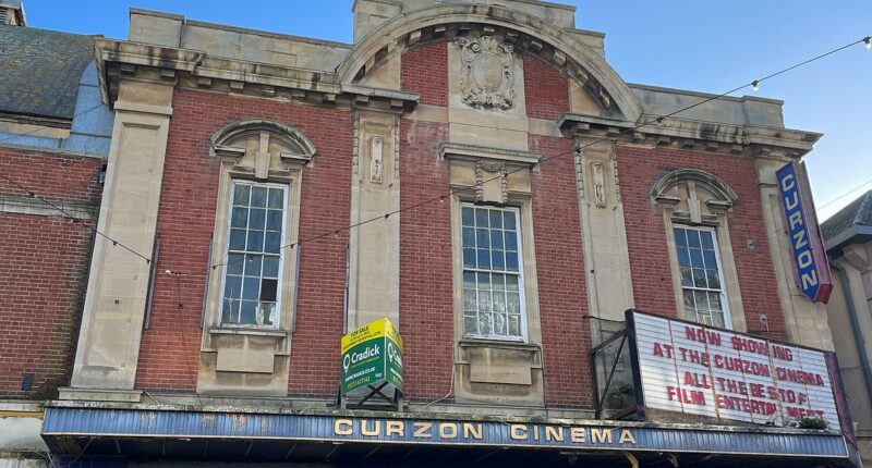 Inside 'haunted' 100-year-old cinema uncovered by urban explorer