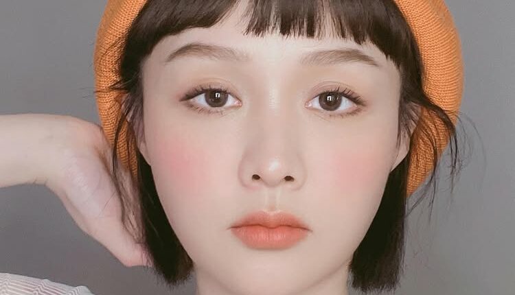 Photo of Liz Lin Ruoyu, a beauty influencer.