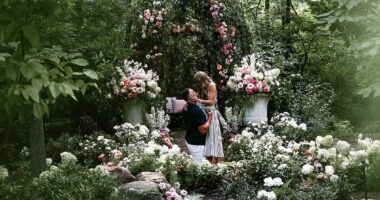 Intimate hidden meaning behind Taylor Swift's engagement flowers
