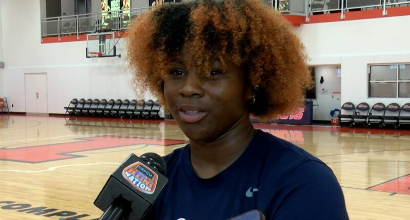 It all starts with defense for Illini's Jasmine Brown-Hagger