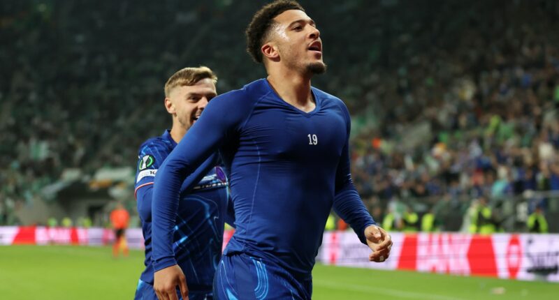 Jadon Sancho rejects Manchester United exit as he waits for more offers