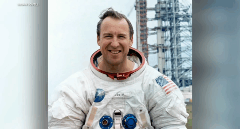 Jim Lovell death: Apollo 13 moon mission leader, astronaut James Lovell dies at 97 in Lake Forest, Illinois