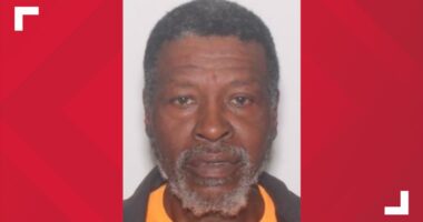 Lake City police searching for suspect after armed dispute