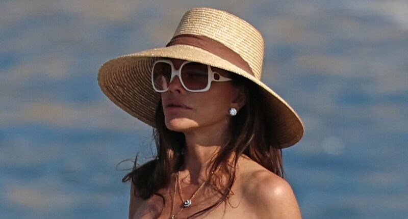 Lauren Sanchez shows off VERY extravagant €250,000 watch