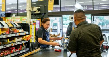 Major grocery chain announces mass layoffs amid 60 store closures
