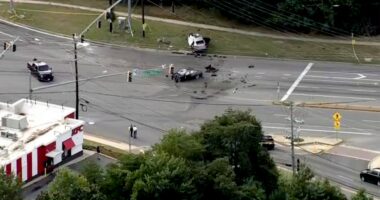 Maryland mother killed when 4 teens in stolen car slam into her and her child