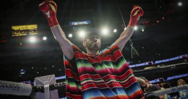 Mexican boxer Julio César Chávez Jr. deported for alleged cartel ties and drug trafficking