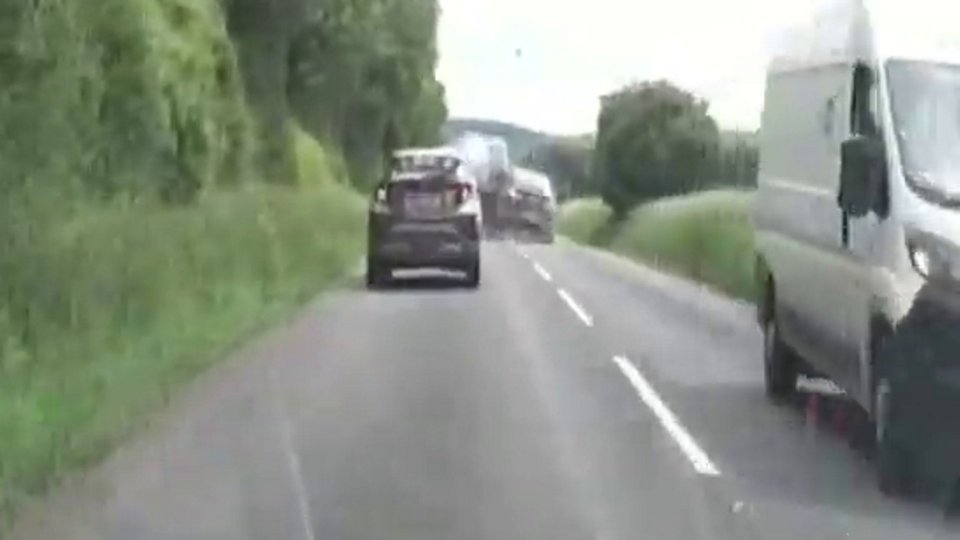 Shocking High-Speed Police Chase Ends with Driver Causing Two...