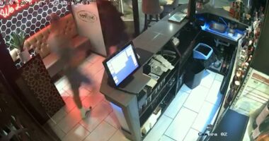 Moment 'dine and dashers' run out of Indian restaurant without paying