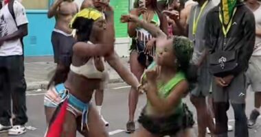Moment women brawl in the street at Notting Hill Carnival