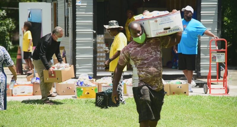 Mosleys seek help to continue Jacksonville food pantry mission