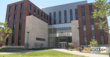 New University of Illinois building opens after two years of construction