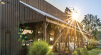 Oh My: Steak 'n Shake Schools Cracker Barrel on Abandoning Their History