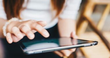 Ohio Reddit users help reunite Australian woman with lost iPad