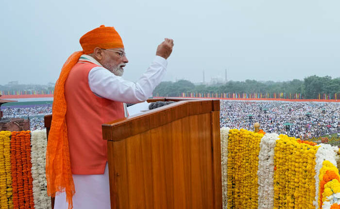 On India's Independence Day, Modi vows to punish Pakistan for future attacks