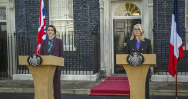 Playing politics gets dangerous for Julie Delpy and Suranne Jones in ‘Hostage’