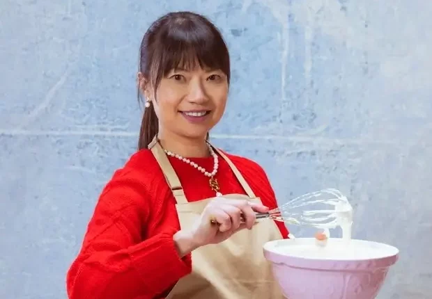 Pui Man Carol Wiki, Age, Husband, Bake Off, GBBO, Ethnicity |