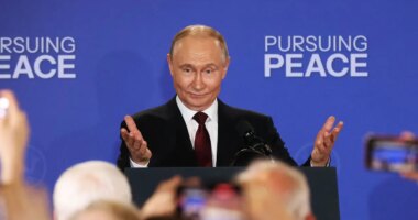 Putin issues formal demands to end Ukraine war after meeting with Trump: report