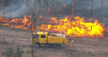 Up to 300 people have been evacuated from a campground at Lake Wivenhoe in the Somerset Region.
