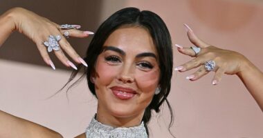 Ronaldo's fiancée Georgina Rodriguez flashes her giant engagement ring