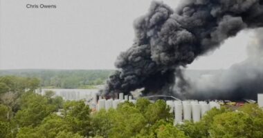 Roseland, Louisiana explosion today: Massive Smitty's Supply fire forces evacuations