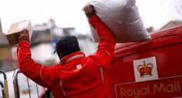 Royal Mail fail to deliver one in four first class letters on time