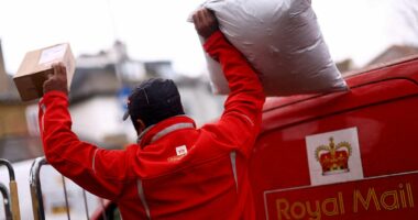 Royal Mail fail to deliver one in four first class letters on time