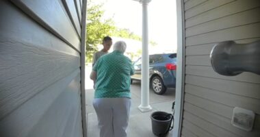 Scam warning | Fake bank worker scams $17,500 cash from woman after showing up at her house in Orange County, North Carolina