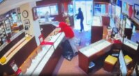 Seattle police chief was reportedly having lunch as $2M jewelry store robbery happened just yards away