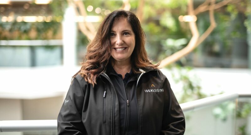She Bought a Franchise in 6 Weeks. Now It's a $1M Business.