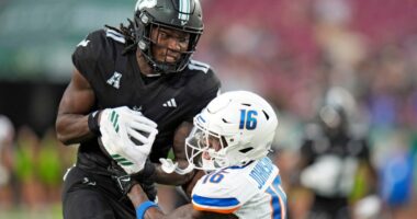 South Florida routs No. 25 Boise State 34-7 for 1st win over Top 25 since 2016