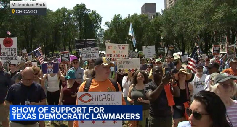 Texas House Democrats who fled to Illinois join Millennium Park rally downtown Chicago to protest Republican redistricting