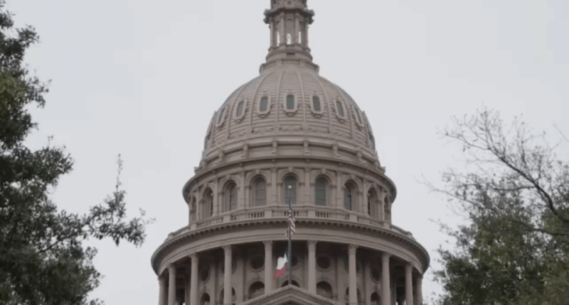 Texas Republicans announce another redistricting session, California Democrats preparing a proposal to counter