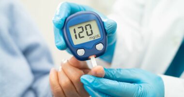 Three simple lifestyle changes slash diabetes risk by a THIRD
