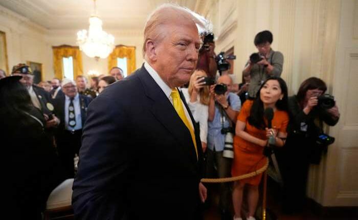 Trump orders increased federal law enforcement presence in Washington to 'make DC safe again'