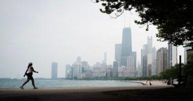 Trump's threat to deploy troops to Chicago draws criticism from city, state officials
