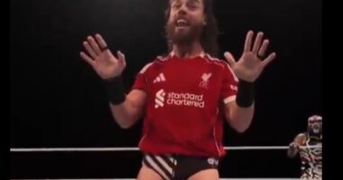 WWE star rattles Newcastle United fans over Alexander Isak transfer saga