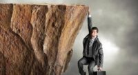 What Is Job Hugging? The Latest Trend in Career Stagnation.