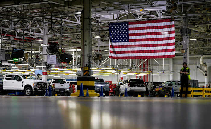 Whitmer told Trump in private that Michigan auto jobs depend on a tariff change of course