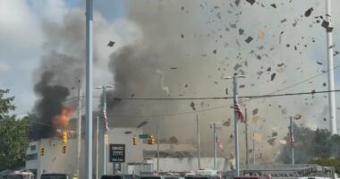 Wilmington, North Carolina building explosion NC leaves 4 firefighters injured