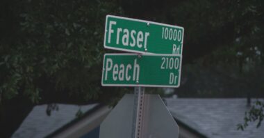Woman fatally stabbed on Peach Drive in Jacksonville
