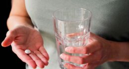World's most popular painkiller may increase risk of 2 serious conditions